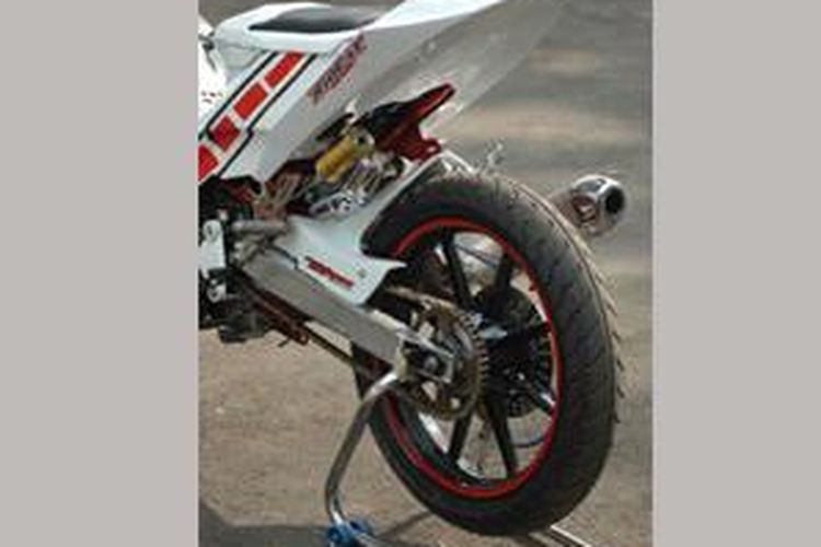 Desainnya mencontek Yamaha R1