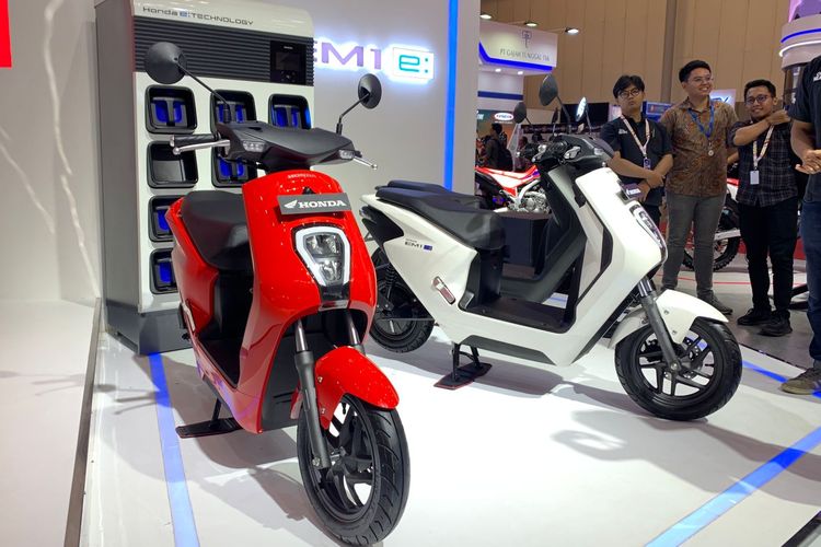 Motor listrik Honda EM1 e: mejeng di IMOS 2023