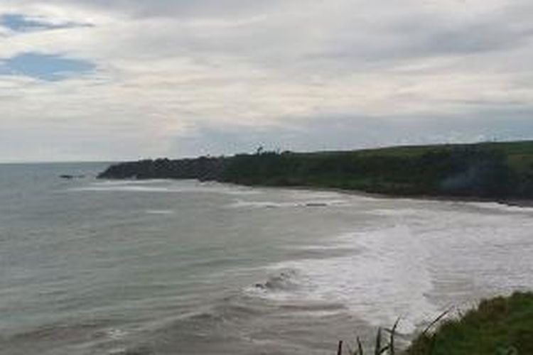 Pantai Ranca Buaya di Kabupaten Garut, Jawa Barat.