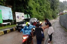 Satu Tungku Tiga Batu, Jemaat Gereja di Fakfak Bagi-bagi Takjil