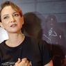 Karina Suwandi Terharu Jadi Pemeran Utama di Film Bangku Kosong: Ujian Terakhir Setelah 35 Tahun Berkarier 