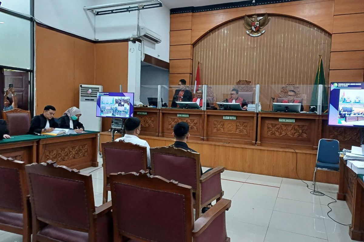 Suasana sidang terdakwa penganiayaan D (17), Mario Dandy Satriyo (20) dan Shane Lukas (19) di Pengadilan Negeri Jakarta Selatan, Kamis (6/7/2023). 