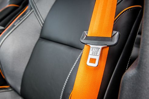 Mengenal Cara Kerja Seat Belt Pretensioner 