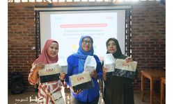 Komitmen Terapkan ESG, HKI Berdayakan Perempuan Pasar Dongko lewat Pelatihan Keuangan