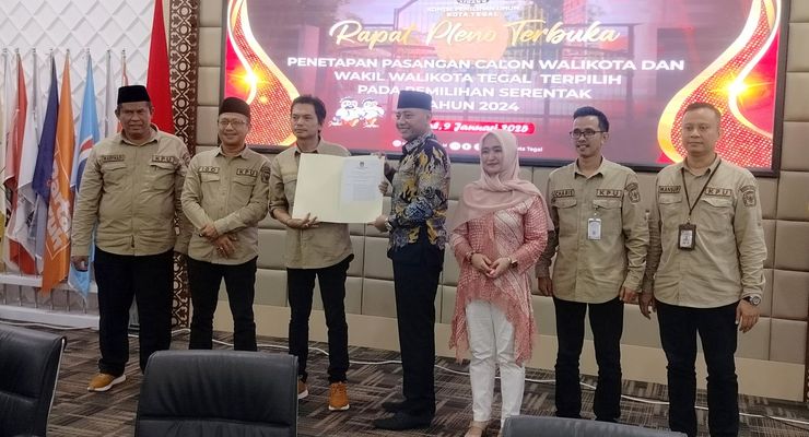 Dedy Yon Supriyono dan Tazkiyatul Mutmainah Ditetapkan Jadi Pasangan Wali Kota Tegal