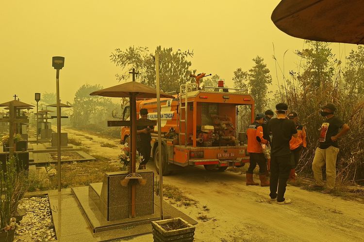 Karhutla Kotim Sulit Dijangkau, Helikopter Water Bombing yang Dijanjikan Belum Tiba