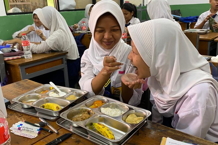 Setahun Program MBG, Siswa SMPN 61 Jakarta Masih Banyak yang Tidak Suka Sayur dan Ikan