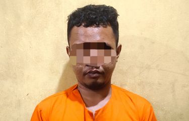 Anak Bunuh Ayah Kandung Pakai Parang di Riau, Warga Lihat Pelaku ...