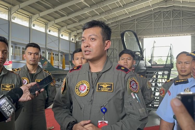 Komandan Skadron Udara (Danskadud) 16 Pangkalan TNI Angkatan Udara (Lanud) Roesmin Nurjadin, Mayor (Pnb) Bambang Aulia Yudhistira, Selasa (6/2/2024).
