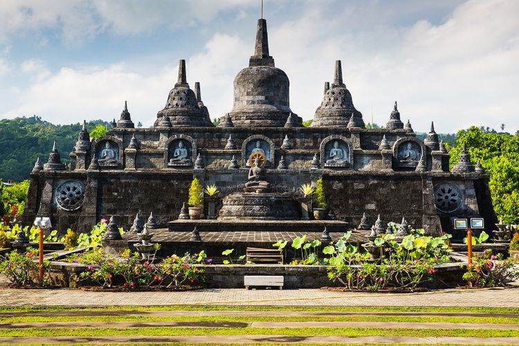 Brahmavihara-Arama di Buleleng, Bali.