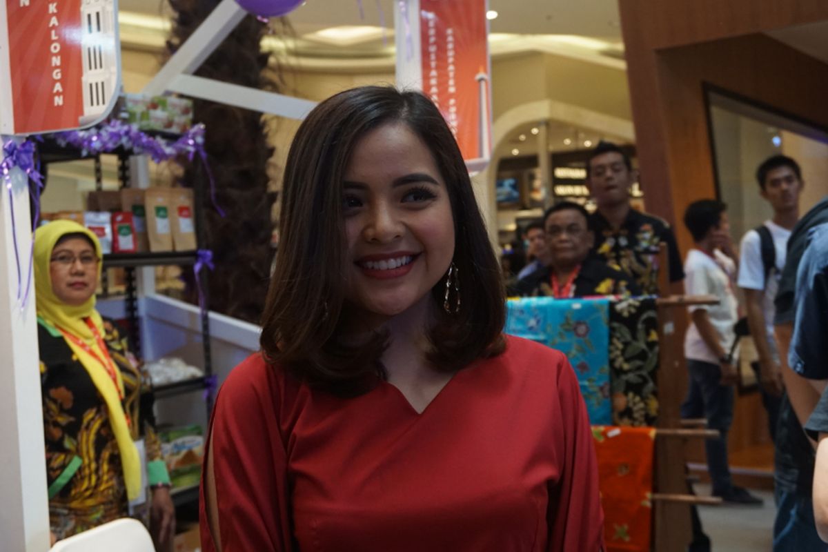 Artis Tasya Kamila saat ditemui dalam sebuah acara literasi di Mal Kota Kasablanka, Tebet, Jakarta Selatan, Jumat (28/9/2018).