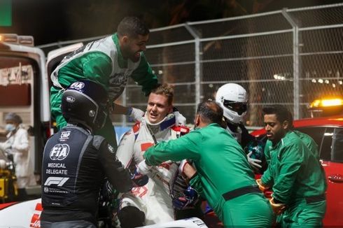 Kata Mick Schumacher Usai Alami Kecelakaan Horor di GP Arab Saudi