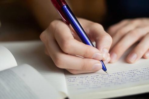 Tulisan Tangan Bisa Menggambarkan Kepribadian Seseorang