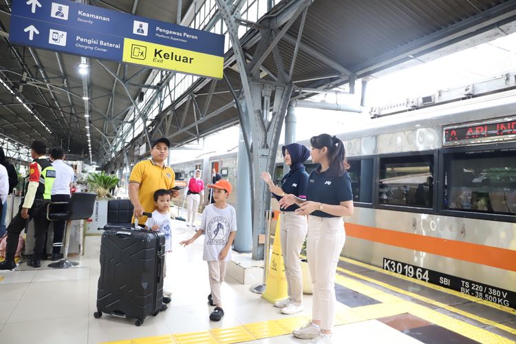 PT Kereta Api Indonesia terus berupaya meningkatkan layanan perkeretaapian.