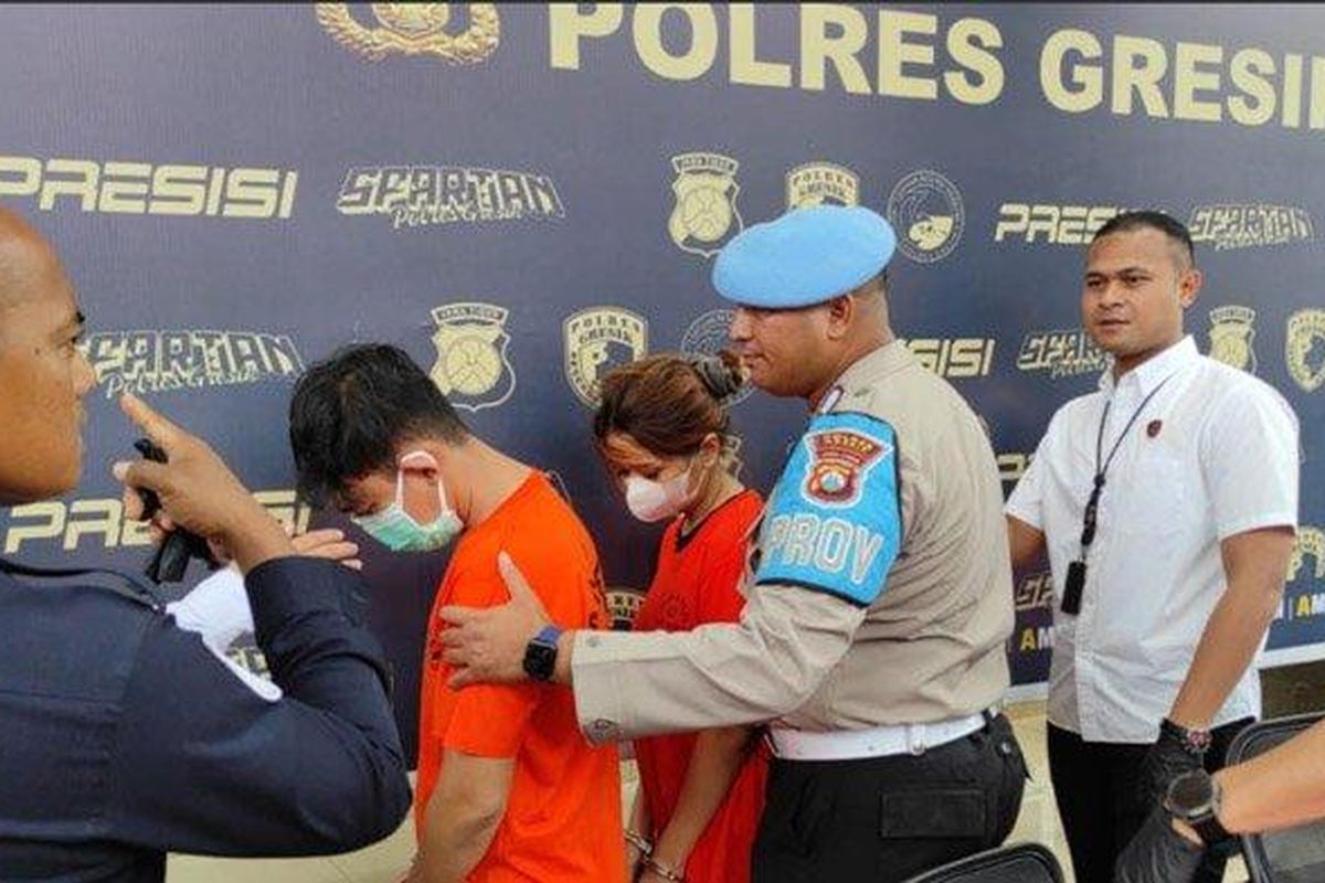 Polisi menetapkan selebgram wanita berinisial VDR (27), warga Kecamatan Krian, Kabupaten Sidoarjo bersama IBP (37), warga Kelurahan Sidomoro, Kecamatan Kebomas, Kabupaten Gresik sebagai tersangka dugaan pornografi terkait video syur. 