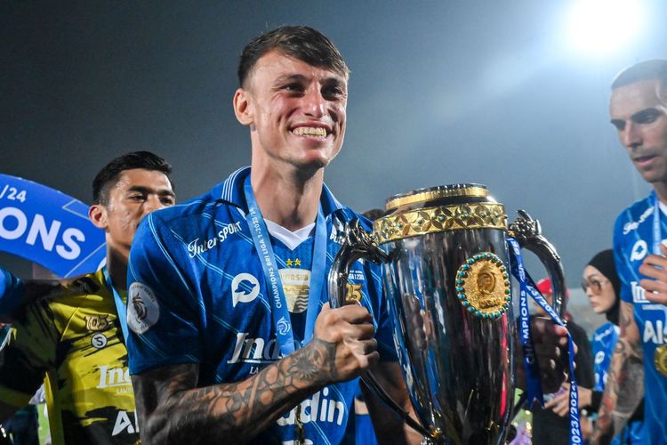 Stefano Beltrame pendahulu Federico Barba pemain asal Italia yang berhasil bawa Persib Bandung juara Liga 1 2023-2024.