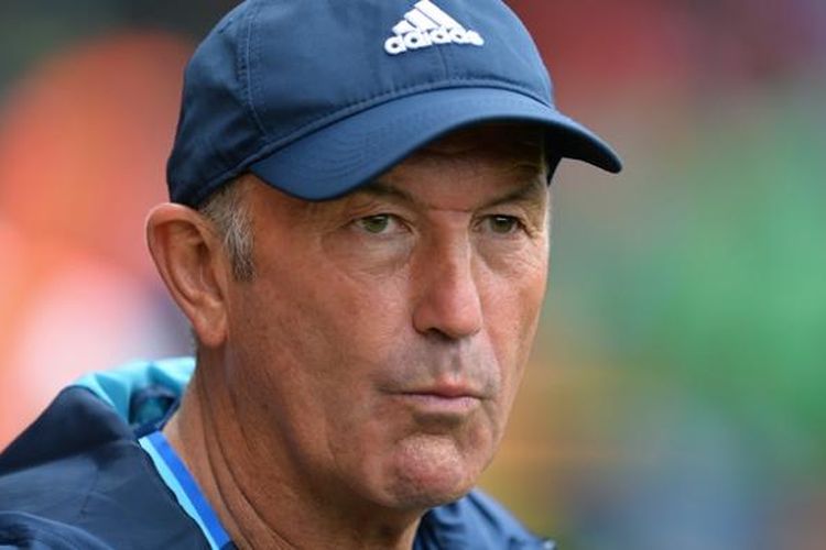 Pelatih West Bromwich Albion, Tony Pulis. 