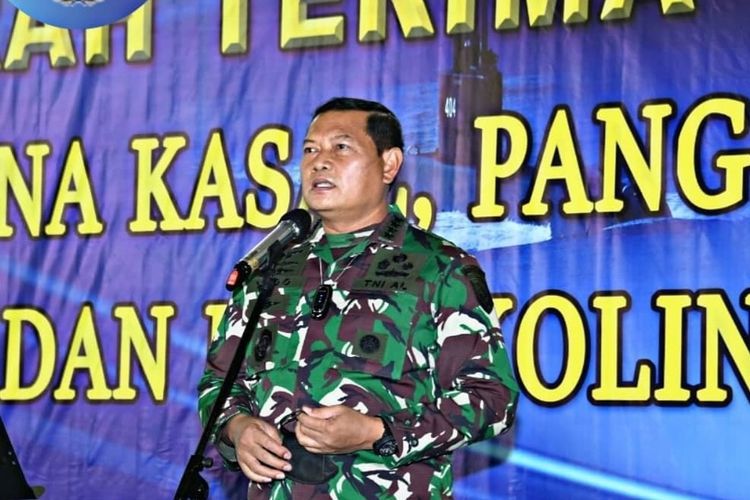 Kepala Staf Angkatan Laut (KSAL) Laksamana TNI Yudo Margono saat memimpin serah terima jabatan (sertijab) di Mabesal, Jakarta Timur, Senin (9/8/2021).