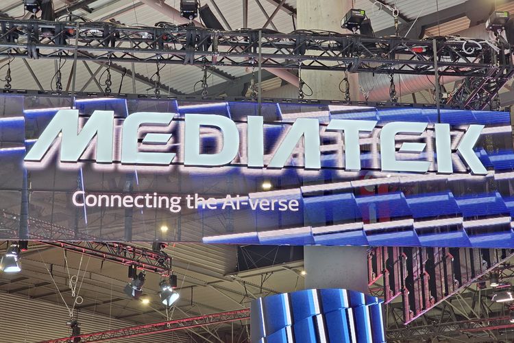 Booth MediaTek dalam ajang Mobile World Congress 2024 (MWC 2024) di Barcelona, Spanyol, Senin (26/2/2024). 