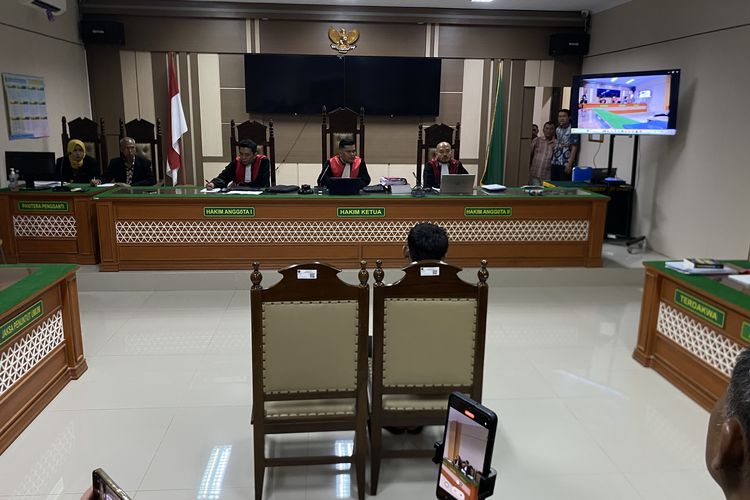 Tunggu Analisis CCTV dan DNA, Sidang Pembunuhan Sekeluarga di Indramayu Dilanjut Pekan Depan