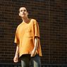 Oversized T-shirt, Pilihan Nyaman untuk Beraktivitas di Rumah
