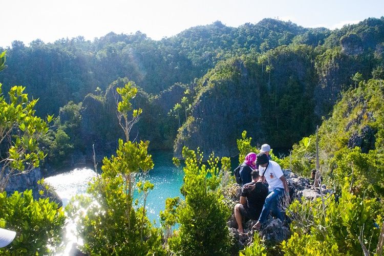 Pemandangan di Telaga Bintang, Kabupaten Raja Ampat, Provinsi Papua Barat, Selasa (26/10/2021).