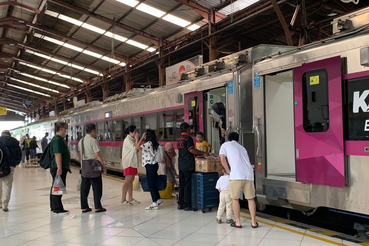 Ini Daftar KA di Daop 5 Purwokerto dengan Tarif Promo 79 Persen