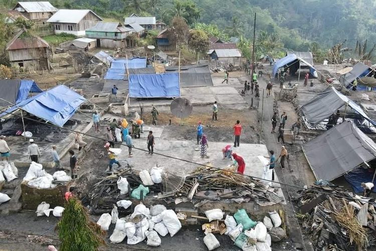 Pasca Kebakaran 25 rumah di wilayah sulit terjangkau di Sumbawa 