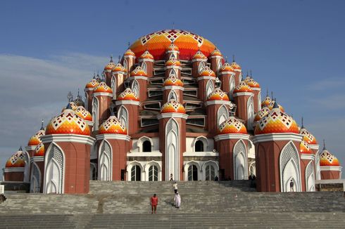 Keunikan Masjid 99 Kubah Makassar, Ciri-ciri dan Arsitektur