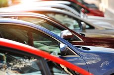 RI Mulai Produksi Mobil Listrik Tahun Depan, Sebagian Diekspor