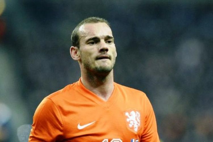 Pemain Belanda Wesley Sneijder bereaksi saat pertandingan persahabatan antara Belanda dan Perancis di Stade de France di Saint-Denis, Perancis pada 5 Maret 2014.