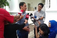 Menghadap Jokowi di Istana, Kepala BNPT Pakai Celana Jins dan Sepatu Kets