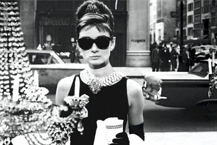 Audrey Hepburn di film Breakfast at Tiffanys