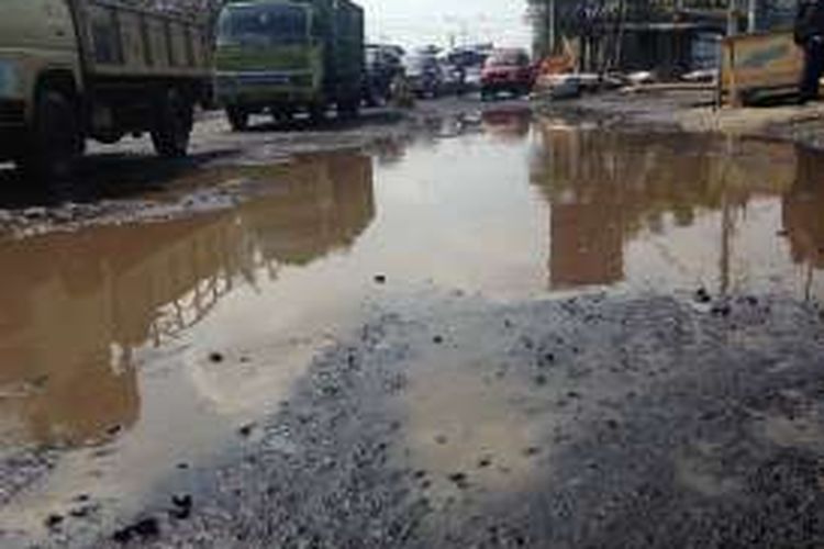 Banjir rob di Kota Semarang, Jawa Tengah, Sabtu (25/6/2016)