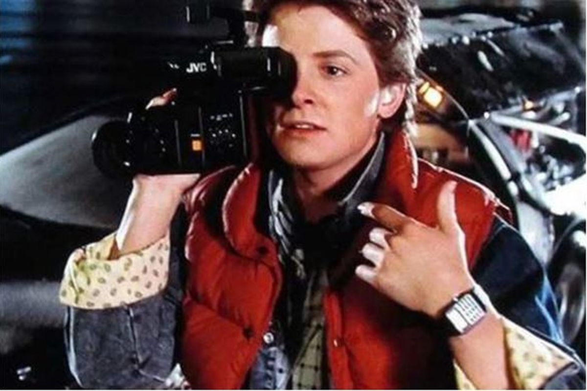 Casio CA53W Twincept Databank dalam film hits di era 1980-an, Back to the Future