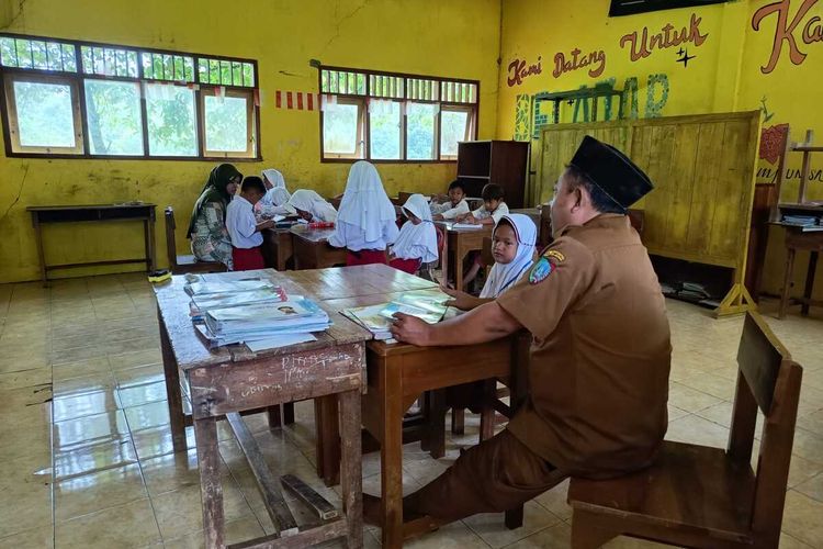 Menilik SDN Jipurapah 2 Jombang, Sekolah Terakhir Guru Yogi Sebelum Dipecat Bupati