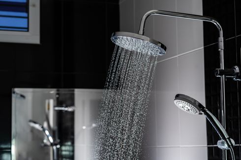 5 Cara Membersihkan Shower Secara Alami