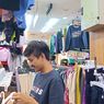 Pedagang Thrift di Pasar Senen Tahu Ada Larangan Pemerintah Impor Baju Bekas