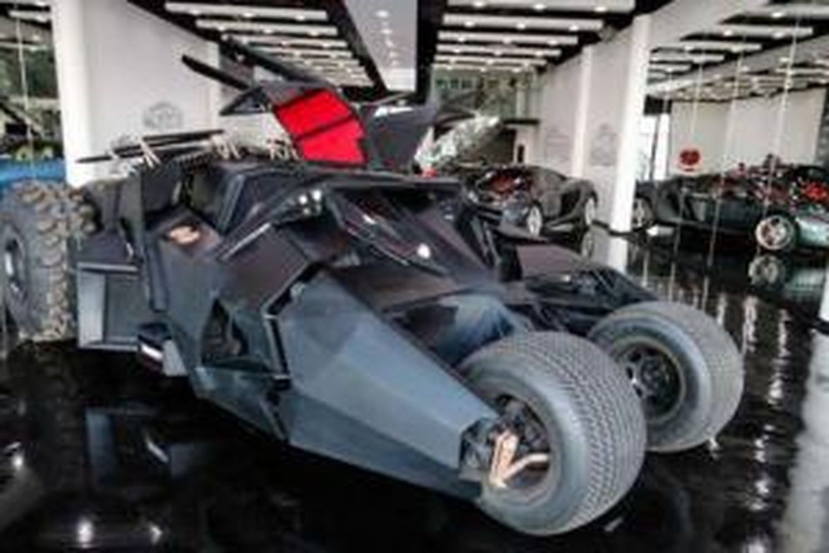 Replika Batmobile Tumbler asal Dubai dijual 1 juta dollar AS.