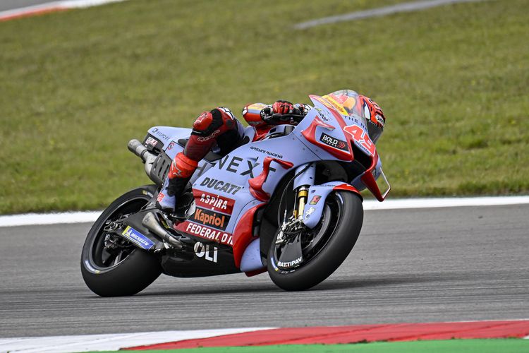 Fabio Di Giannantonio saat berlaga pada MotoGP Portugal 2022