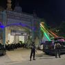 Polisi Bersenjata Laras Panjang Siaga di Masjid Aceh Utara Saat Tarawih