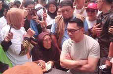 Warga Jakut Curhat Sambil Menangis ke Ridwan Kamil, Minta Guru Mengaji Diperhatikan