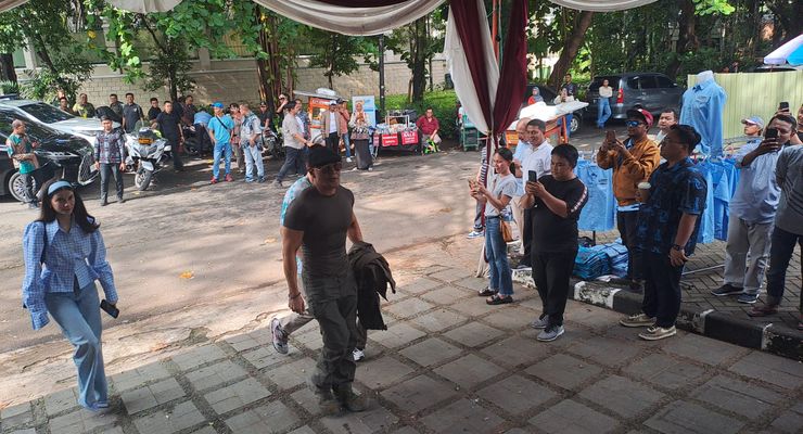 Hasil "Quick Count" Mulai Disiarkan, Elite Pendukung Prabowo hingga Deddy Corbuzier Merapat ke Kertanegara