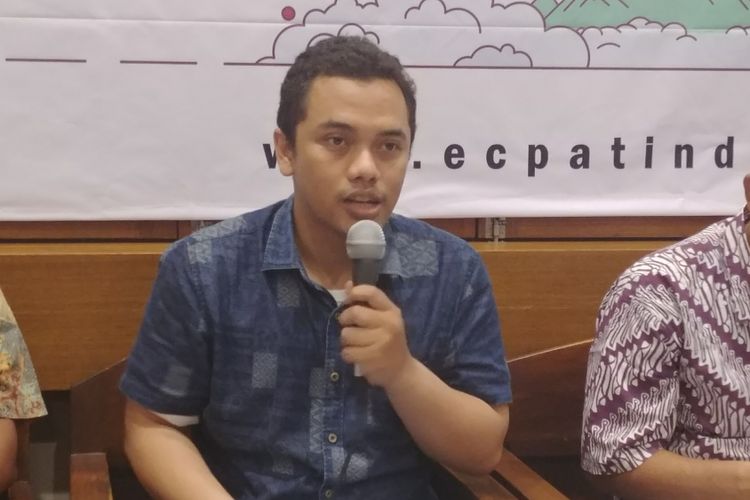 Koordinator Riset ECPAT Indonesia Deden Ramadani dalam jumpa pers di Jakarta, Rabu (22/11/2017). 