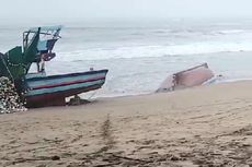2 Perahu Nelayan Tulungagung Terdampar di Pantai Selatan Blitar, 8 Orang Hilang