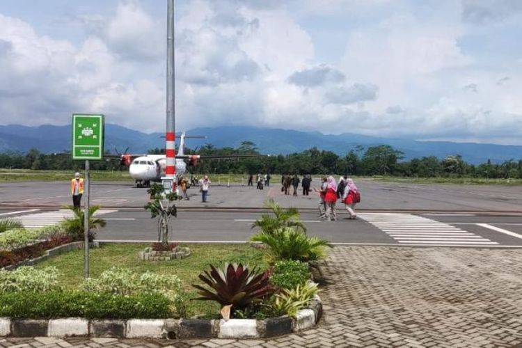 Ilustrasi pesawat di Bandara Jenderal Besar Soedirman di Kabupaten Purbalingga, Jawa Tengah.