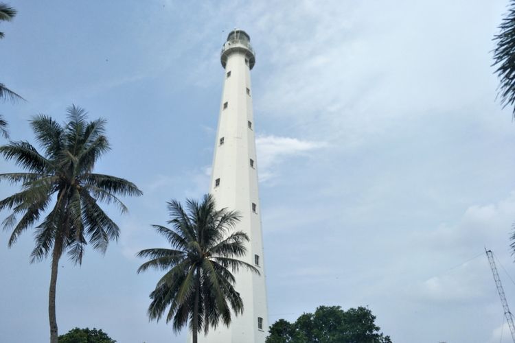 Mercusuar Cikoneng yang juga merupakan titik nol Anyer Panarukan, Banten, Selasa (21/5/2019).