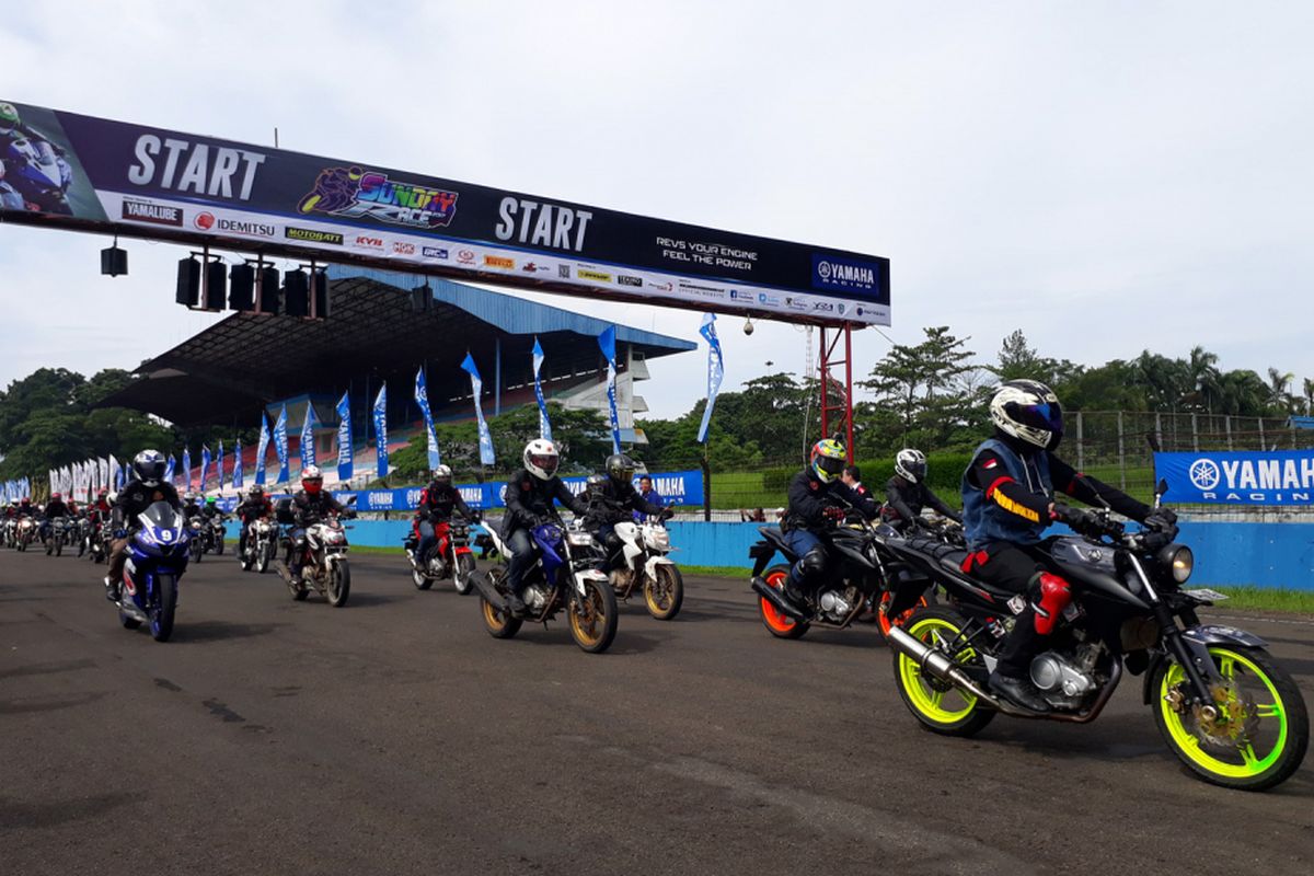 Komunitas ikut memeriahkan Yamaha Sunday Race 2017.