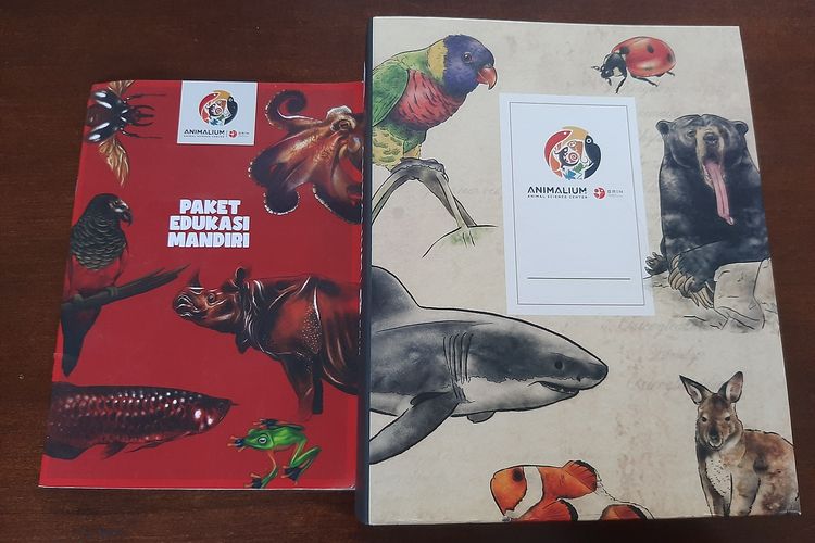 Booklet dan Binder dari Animalium BRIN