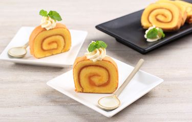 Resep Bolu Gulung Pandan untuk Hampers Imlek